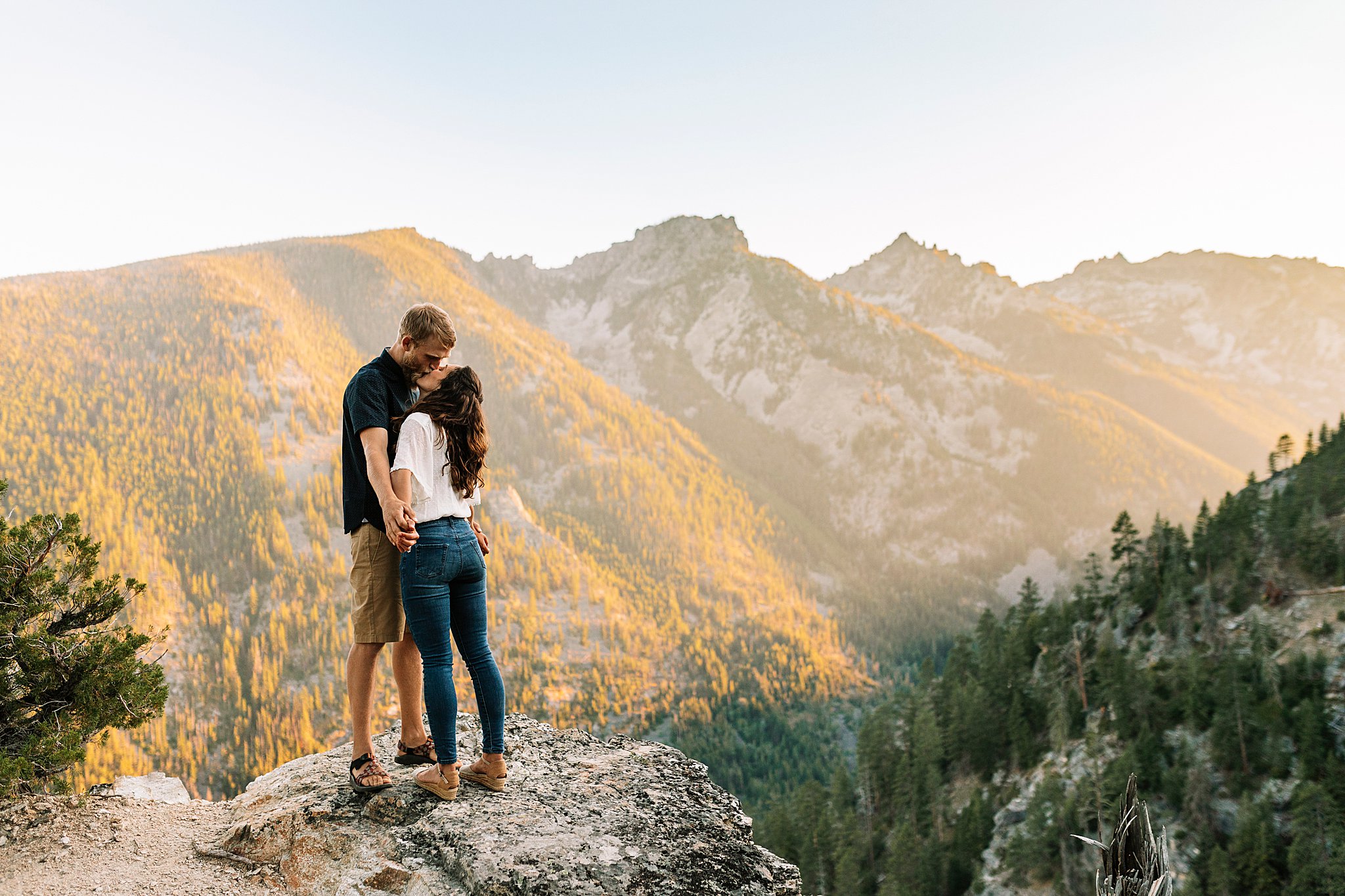 engagment session in mountains, fun mountain photoshoot, golden hour engagement session, missoul wedding photographer, Missoula blue mountain photoshoot, missoula montana, missoula wedding photograpger, montana engagement, montana mountain photoshoot, montana mountains, Montana photographer, montana photoshoot, montana wedding photographer, mountain engagement, mountain engagment, mountain photoshoot, sunset engagement session